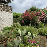 Villa De La Brune *