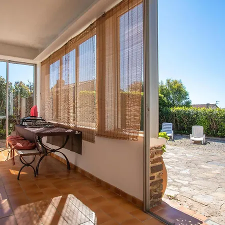 Villa De La Brune Proche Plages